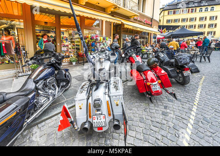 Au rassemblement de motards à Brig ville. La Suisse Banque D'Images