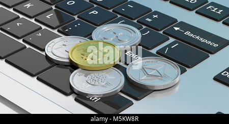 Concept Cryptocurrency. Bitcoin or argent et la variété des pièces virtuelles sur un clavier d'ordinateur. 3d illustration Banque D'Images