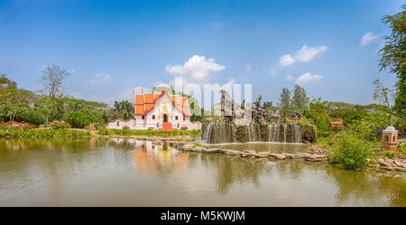 SAMUT PRAKAN, Thaïlande, mars 2017 - Le Wat Phumin au Wihan, Nan, ville ancienne, Samut Prakan, Thaïlande, Banque D'Images