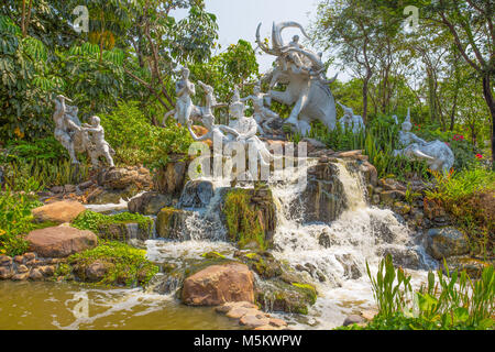 SAMUT PRAKAN, Thaïlande, mars, 6, 2017 - Le Ramayana dans l'ancien jardin du Parc de la ville, Muang Boran, province Samut Prakan, Thaïlande Banque D'Images