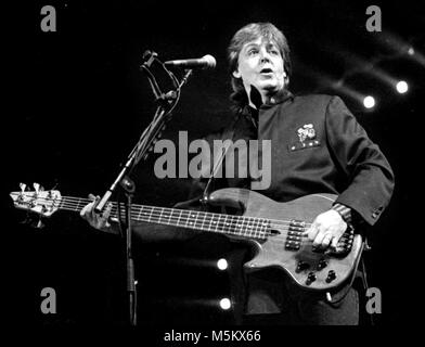 Paul McCartney en concert à l'Centrum à Worcester, MA USA 1990 photo de Bill belknap Banque D'Images