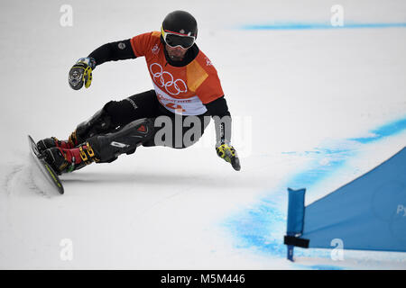 Pyeongchang, Corée du Sud. Feb 24, 2018. L'Allemagne Patrick Bussler en action au slalom géant parallèle à Bokwang Phoenix Park Neige à Pyeongchang, Corée du Sud, 24 février 2018. Credit : Angelika Warmuth/dpa/Alamy Live News Banque D'Images