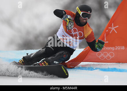 Pyeongchang, Corée du Sud. Feb 24, 2018. L'Allemagne Patrick Bussler en action au slalom géant parallèle à Bokwang Phoenix Park Neige à Pyeongchang, Corée du Sud, 24 février 2018. Credit : Angelika Warmuth/dpa/Alamy Live News Banque D'Images