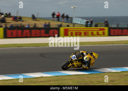 Phillip Island, Australie. Dimanche, 25 février, 2018. Championnat du Monde FIM Supersport. Phillip Island, Australie. Randy Krummenacher, Bardahl Evans Brothers World Supersport Team. Réchauffer. Krummenacher a été le plus rapide dans l'ensemble de la session. Credit : Russell Hunter/Alamy Live News Banque D'Images