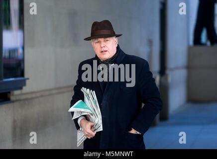 Ancien secrétaire d'état du travail et des retraites, Iain Duncan Smith, arrive à la BBC studios à apparaître sur l'Andrew Marr Show'. Banque D'Images