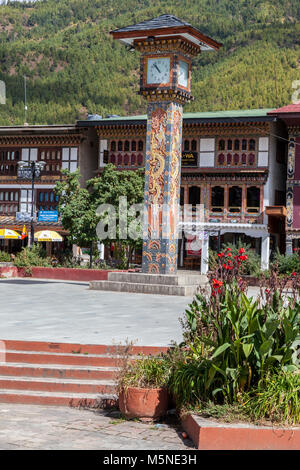 Thimphu, Bhoutan. Tour de l'horloge, le Centre de Thimphu. Banque D'Images