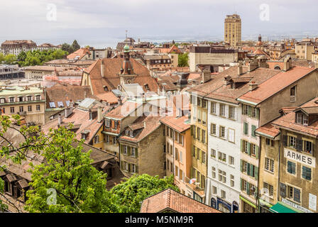 Vue sur la vieille ville de Lausanne au Lac Léman, Suisse Banque D'Images