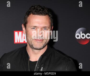 Los Angeles, CA, USA. Feb 24, 2018. Jason OMara aux arrivées pour Marvel's Agents du S.H.I.E.L.D. Célébration du 100e épisode, OHM de nuit, Los Angeles, CA, 24 février 2018. Credit : Priscilla Grant/Everett Collection/Alamy Live News Banque D'Images