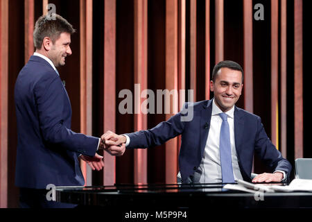 Luigi Di Maio e Alessandro Di Battista Roma 25/02/2018. Trasmissione plat 'Mezz'Ora dans piu' Rome 25 février 2018. Talk Show "ezz'Ora dans piu'. Foto Samantha Insidefoto Zucchi Banque D'Images