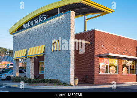 McDonald's restaurant fast-food dans la région métropolitaine d'Atlanta, Géorgie. Banque D'Images