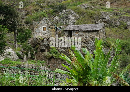 Ancienne maison de ferme traditionnelle, faite de pierres, Paul Vallée, Santo Antão, Cap Vert Banque D'Images