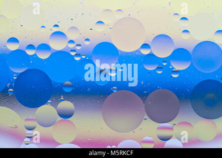 Bulle de couleur de fond dans un liquide Sphères Banque D'Images