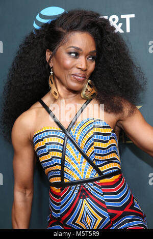 Los Angeles, CA - le 25 février : Angela Bassett à l'American Black Film Festival 2018 Palmarès des prix à l'hôtel Beverly Hilton le 25 février 2018 à Beverly Hills, Californie. Crédit : Robin Lori/MediaPunch Banque D'Images