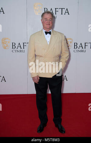 L'acteur Owen Teale pose pour une photo à la 26e Académie britannique Cymru Awards tenue à St David's Hall le 8 octobre 2017 à Cardiff, Pays de Galles. Banque D'Images