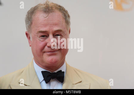 L'acteur Owen Teale pose pour une photo à la 26e Académie britannique Cymru Awards tenue à St David's Hall le 8 octobre 2017 à Cardiff, Pays de Galles. Banque D'Images