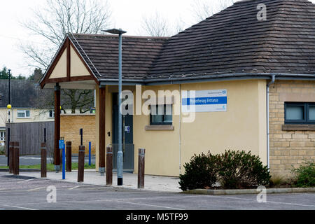 George Moore clinique de physiothérapie (Entrée), Bourton-on-the-water, Gloucestershire, England, UK Banque D'Images