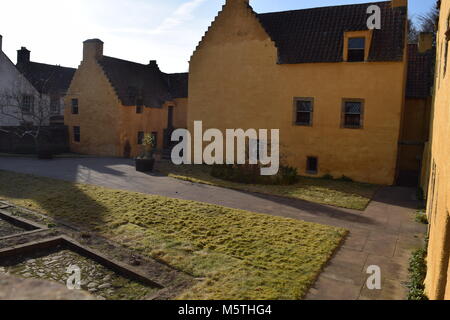 'Culross' 'ancienne capitale de l'Ecosse' 'abbaye' 'Château' 'historique' 'Saint mungo' 'Saint kertigen' 'pavés' Banque D'Images