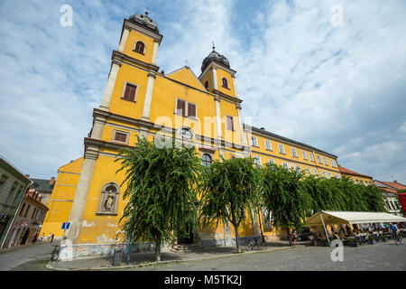 Église Saint François Xaversky. La Slovaquie. 03 août 2015. Façade de l'église de Saint François Xaversky Banque D'Images