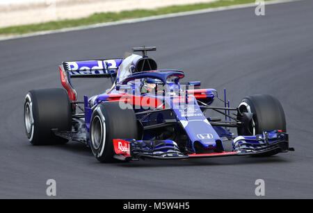 La Toro Rosso de Brendon Hartley au cours de la première journée des essais de pré-saison au circuit de Barcelona-Catalunya, Barcelone. ASSOCIATION DE PRESSE Photo. Photo date : lundi 26 février 2018. Voir l'histoire de Barcelone. AUTO PA Crédit photo doit se lire : Tim Goode/PA Wire. RESTRICTIONS : un usage éditorial uniquement. L'utilisation commerciale avec au préalable le consentement d'équipes. Banque D'Images
