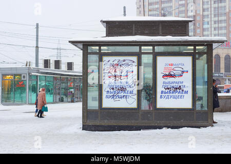 Election présidentielle en Russie, en 2018. Neige dans la ville. Saint-pétersbourg, Russie Banque D'Images