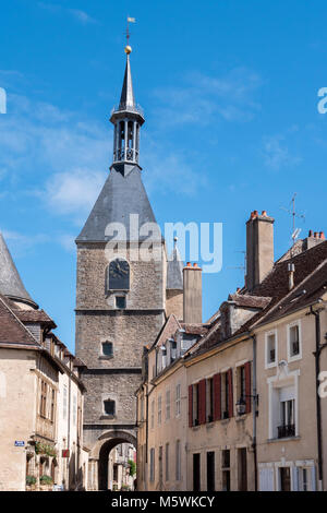 Tour de l'horloge archway Avallon Yonne Bourgogne-Franche Comte-France Banque D'Images