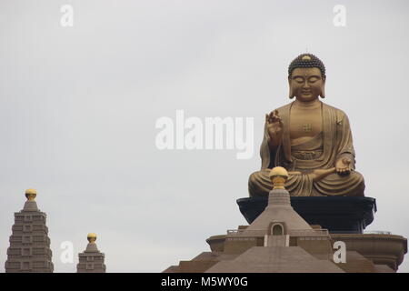 Photo de paysage de la statue du Grand Bouddha à Formosa Fo Guang Shan. Banque D'Images
