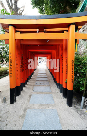 La colorée Kushida Shrine à Hakata, Fukuoka, Japon. Banque D'Images