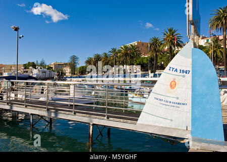 Yacht club, Sanremo, province d'Imperia, Italie Banque D'Images