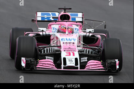 Forcer Esteban Ocon en Inde pendant le deuxième jour des essais pré-saison au circuit de Barcelone-Catalunya, Barcelone. APPUYEZ SUR ASSOCIATION photo. Date de la photo: Mardi 27 février 2018. Voir PA Story AUTO Barcelona. Le crédit photo devrait se lire comme suit : Tim Goode/PA Wire. Banque D'Images