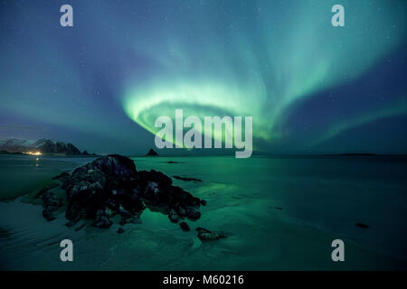 Lumières polaires dans le grand nord, Aurora Borealis, Andenes, Andoya, Île Norvège Banque D'Images