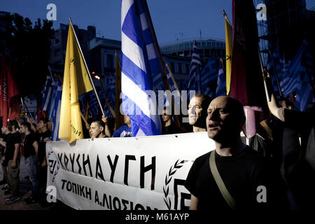 Golden Dawn - 29/05/2013 - Grèce / Athènes - Manifestation organisée par le parti grec d'extrême-droite Aube dorée pour commémorer le 560th anniversaire de la chute et prise de Constantinople par les Turcs. - Stefania Mizara / Le Pictorium Banque D'Images