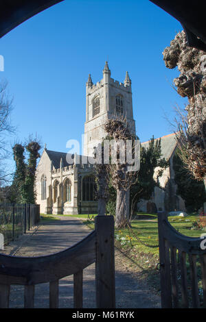 St Michael's et tous les Anges en Lambourn village de Berkshire, Royaume-Uni Banque D'Images