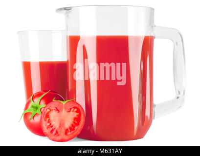 Pichet en verre avec du jus de tomate et la tomate fraîche Banque D'Images