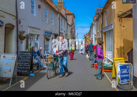 Avis de Staithe Street, puits à côté de la mer. Banque D'Images