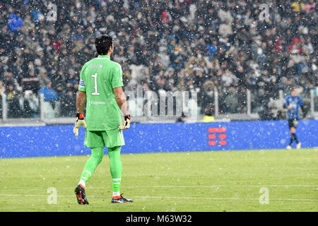 Turin, Italie. 28 Février, 2018. Gianluigi Buffon (Juventus),au cours de la Juventus contre l'Atalanta Coppa Italia, demi-finale, au Stade Allianz le 28 février 2018 à Turin, Italie. Crédit : Antonio Polia/Alamy Live News Banque D'Images