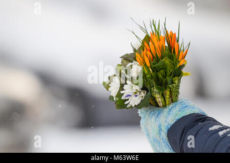 Bucarest, Roumanie. 28 Février, 2018. Vie quotidienne à Bucarest après de fortes chutes de neige et de froid au cours des derniers jours. Credit : Alberto Grosescu/Alamy Live News Banque D'Images