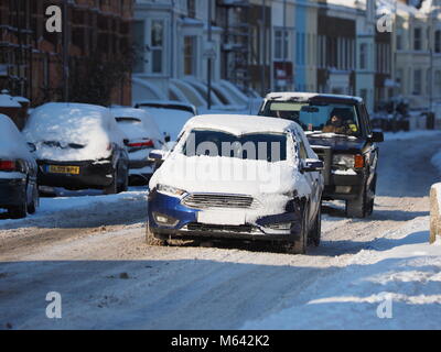 Sheerness, Kent, UK. 28 Février, 2018. Météo France : un matin ensoleillé mais très froid à Sheerness après plus de neige dans la nuit. Credit : James Bell/Alamy Live News Banque D'Images