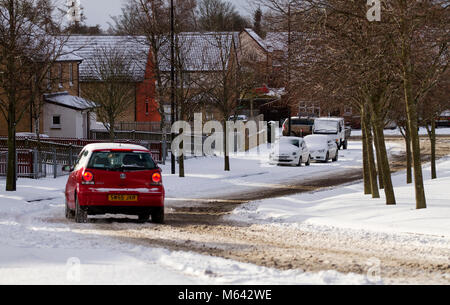 Dundee, Écosse, Royaume-Uni, le 28 février, 2018. Météo britannique. La Bête de Sibérie arrivera au-dessus du nord-est de l'Écosse avec les fortes chutes de neige et le vent froid soufflant en travers de Dundee. Temps de gel de la Serbie connu comme 'La Bête de l'Est' est fixé à causer la perturbation de voyage et les fermetures d'école que la Grande-Bretagne fait face à son plus froid de février à ans. Crédits : Dundee Photographics/Alamy Live News Banque D'Images