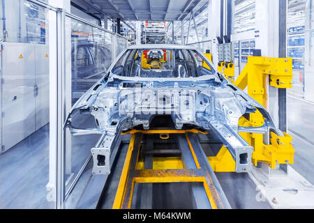 Auto body à l'usine de voiture Banque D'Images