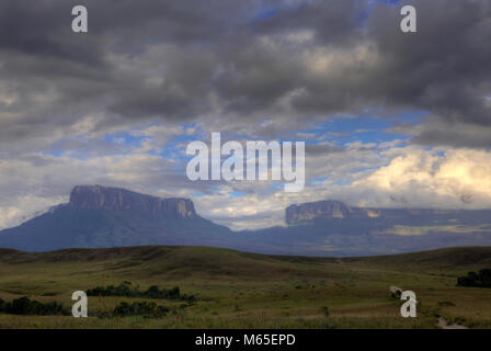 Le Roraima et Kukenan au Venezuela, Parc national Canaima. Banque D'Images