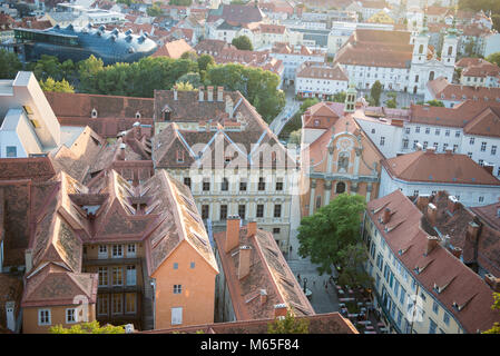 Panorama de Graz en Autriche comme vu de la colline du château (Schlossberg) Banque D'Images