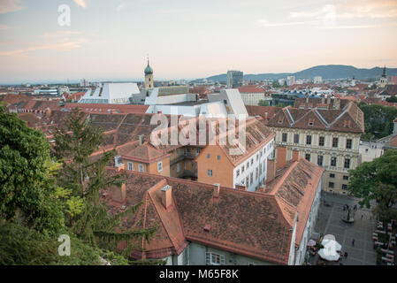 Panorama de Graz en Autriche comme vu de la colline du château (Schlossberg) Banque D'Images