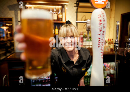 Newley rénovation Marston's Inns Childwall Abbey Hotel et Pub à Liverpool. Banque D'Images