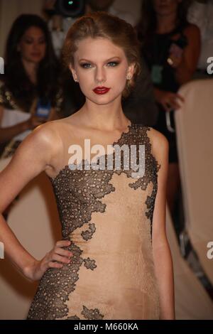 New York City 2011 FILE PHOTO TAYLOR SWIFT Photo de John Barrett-PHOTOlink Banque D'Images