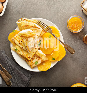 Crêpes Suzette à l'orange Banque D'Images