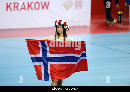 Cracovie, Pologne - le 21 janvier 2016 : Men's EHF Handball européen Russie EURO 2016 Cracovie Tauron Arena France - Bélarus o/p : cheerleaders Banque D'Images