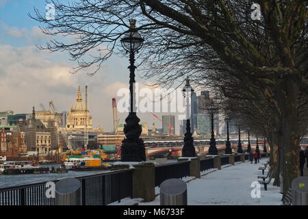 Heppy snow à Londres Banque D'Images