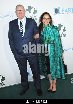 Los Angeles, USA. 28 Février, 2018. (L-R) Acteur Ed O'Neill et Catherine Rusoff assister à la 15e Annual Global NeueHouse Pre-Oscar Vert Gala à Hollywood le 28 février 2018 à Los Angeles, Californie. Photo de Barry King/Alamy Live News Banque D'Images