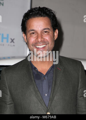 LOS ANGELES, CA - le 28 février : Jon Huertas, à l'occasion du 15e anniversaire Vert Mondial 2018 NeueHouse Pre-Oscar Gala à Hollywood à Los Angeles, Californie le 28 février 2018. Credit : Faye Sadou/MediaPunch Banque D'Images