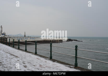 Penzance. 1er mars 2018. Météo France : Cornwall, souvent les plus chaudes du pays, le comté a été en état de choc avec la combinaison de la bête de l'Est et d'Emma. Credit : Lucy Piper/Alamy Live News Banque D'Images